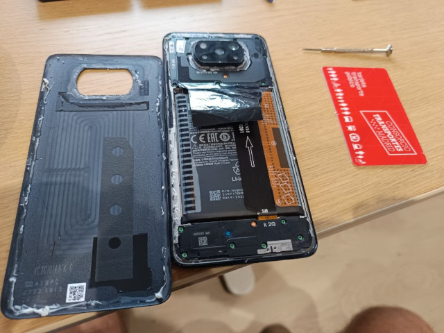 Back pannel off